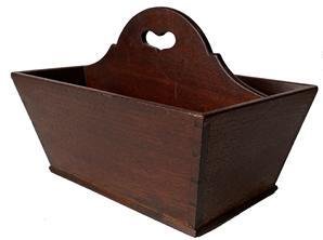 F150 Early 19th century fine walnut cutlery tray / knife box. Circa 1820. Having two deep sections with raised divider with heart shaped pierced central carrying handle. Constructed of walnut wood with a canted dovetailed case. This tray retains its original patina. 