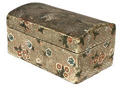 K257 Early 18th century wooden dome top wallpaper covered box. T nail construction. The hinged lid opens to reveal a wooden dust rim and is completely covered with a different wallpaper. The wallpaper on both the exterior and the interior, are hand colored. Measurements: 7 ¼ wide 4 ½ deep x 3 5/8 tall.