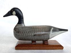 RM1106 Robert "Bob" McGaw (1879-1958) Havre de Grace, MD, c. 1930 miniature canada goose by Bob McGaw, Havre de Grace, Maryland.. Excellent condition with outstanding paint detail.