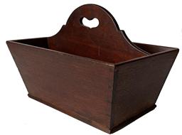 F150 Early 19th century fine walnut cutlery tray / knife box. Circa 1820. Having two deep sections with raised divider with heart shaped pierced central carrying handle. Constructed of walnut wood with a canted dovetailed case. This tray retains its original patina. Measurements: 11 3/4" long x 8 7/8" wide x ~9 1/2" tall at center