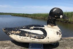 D403 Early painted Golden Eye Drake carved by August Henefield 1940's in old working repaint