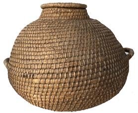 F85 Rare 19th Century Lidded Moravian Rye Straw Bread Rising Basket with 51 coils! Basket is from a NC Collection - and is from the original 19th century historic Winkler Bakery in Old Salem, NC. It is an exceptional basket, as well as a wonderful piece of Southern history!