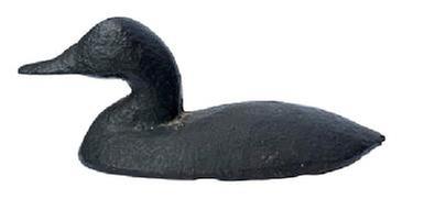 L260 Rare 19th century solid cast iron Sink Box Decoy from a foundry in Elizabeth City, North Carolina. Very heavy. Circa 1880s. Approximate measurements: 13 ½ long x 5 wide x 5 tall.