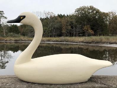 *SOLD* A509 Easter Shore Maryland full size white Swan by A.J. Watson , original paint, 28" long x 18" tall x 9" wide