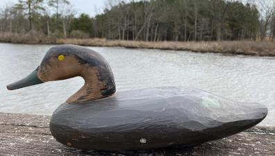 F131 Early 1940 Black Duck from Harford County, Maryland, in original paint, all hand chopped body