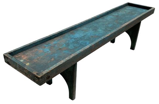 A463 19th century Pennsylvania Bucket Bench with the original dry blue paint, with an applied molding around the top, nice high arch cut out foot , beautiful dry paint.